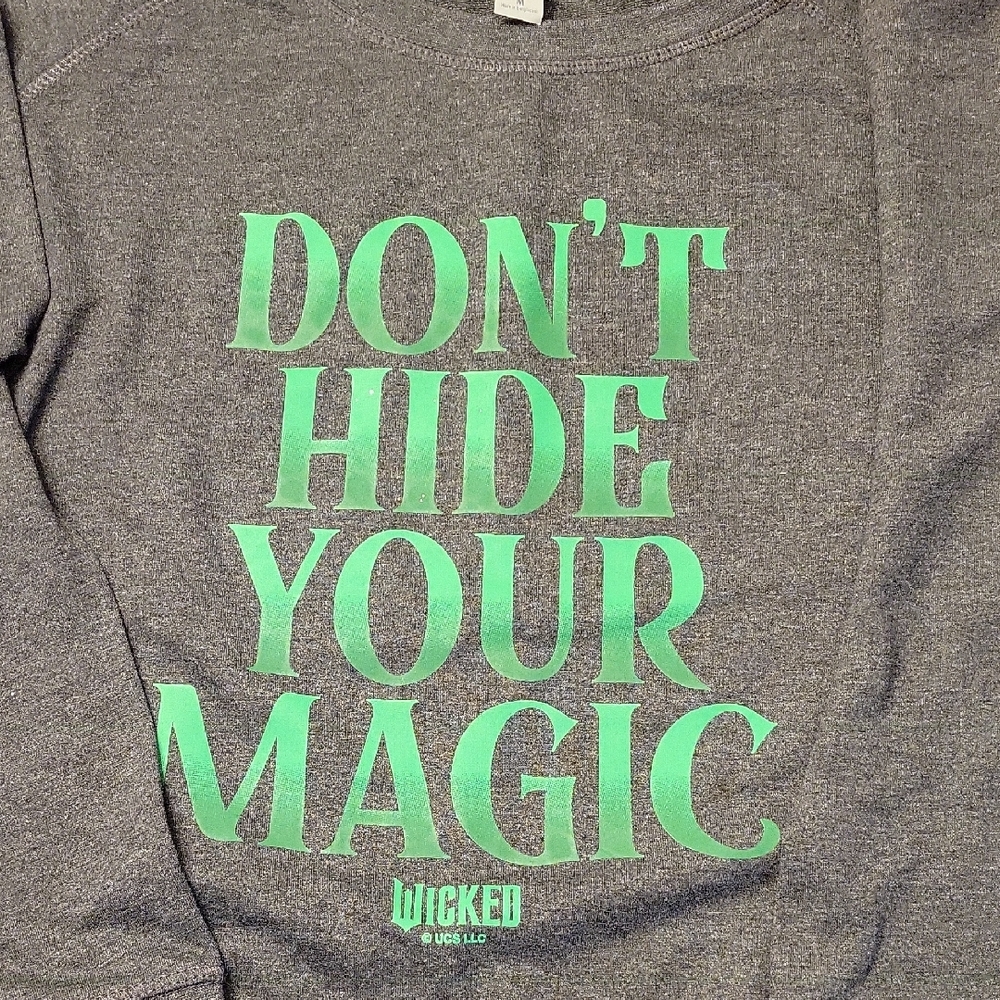 Wicked Long Sleeve Grey Tee Med